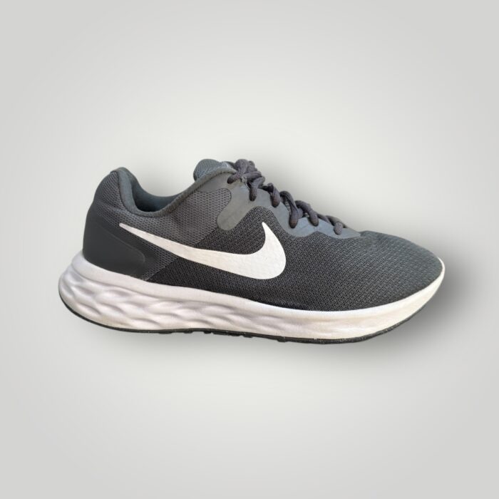 NIKE REVOLUTION 6 - Image 2